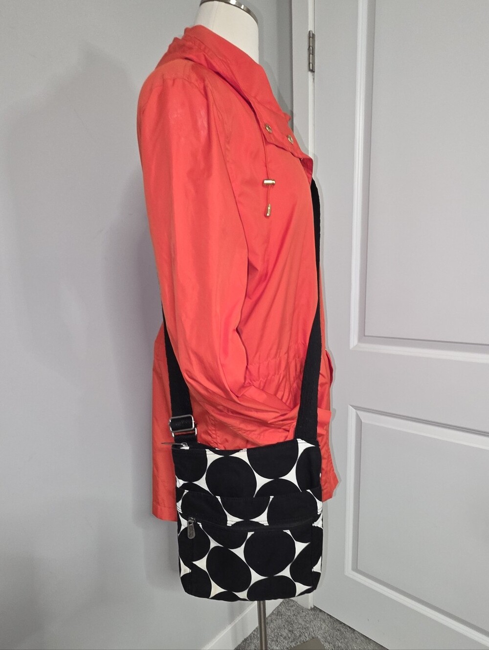Thirty-One Organizing Shoulder Bag Crossbody Big Dot Black White